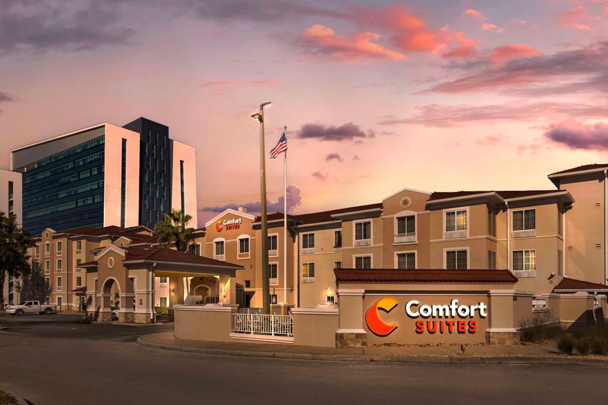 Comfort Suites Downtown Orlando Exterior photo